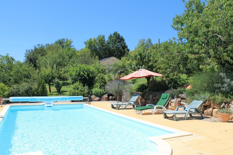 Le_Bouscandier_location_piscine_privée_entre_Sarlat_et_Lot